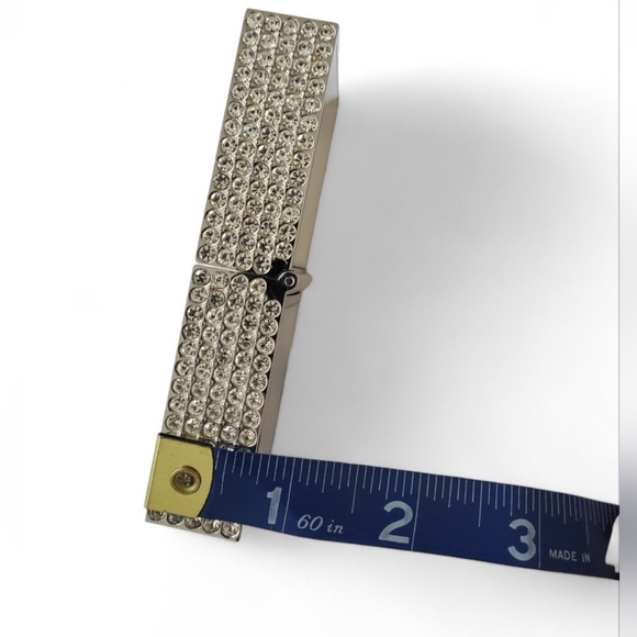 Saint John Mother of Pearl, Jeweled, Hinged Desk Clock With a Photo Insert - Picture 7 of 7